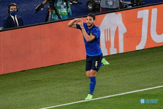 意媒Calciomercato消息，罗马正在转会市场上寻找中后卫引援，他们与博努奇的谈判已经进入后期阶段。